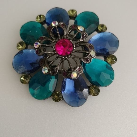 Tricolor Rhinestones Accents Floral Flower Brooch 2" - Picture 3 of 7